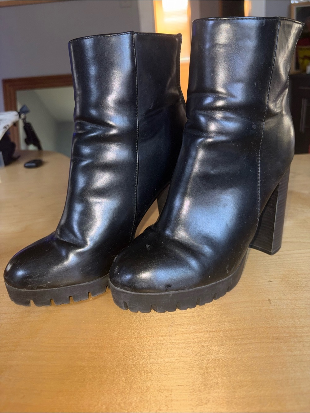 Women's Black Leather Chunky Heel Ankle Boots